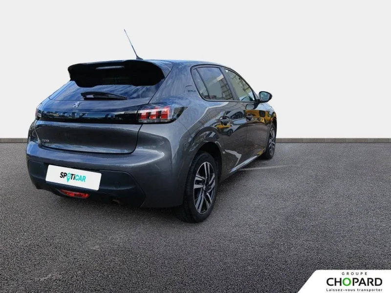 Image secondaire du véhicule 9