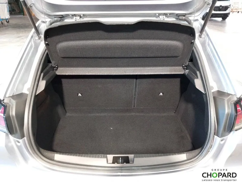 Image secondaire du véhicule 9