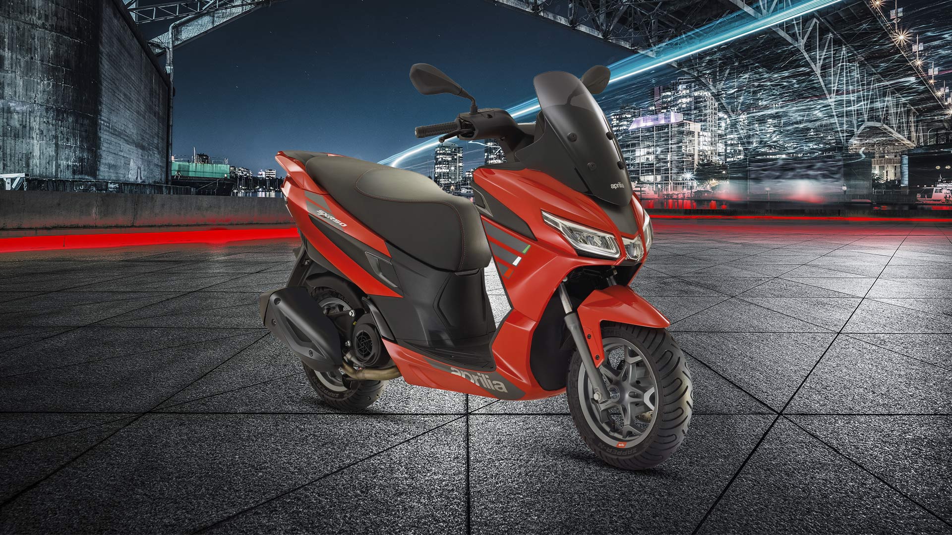 Aprilia SXR 50 : Trois quart avant