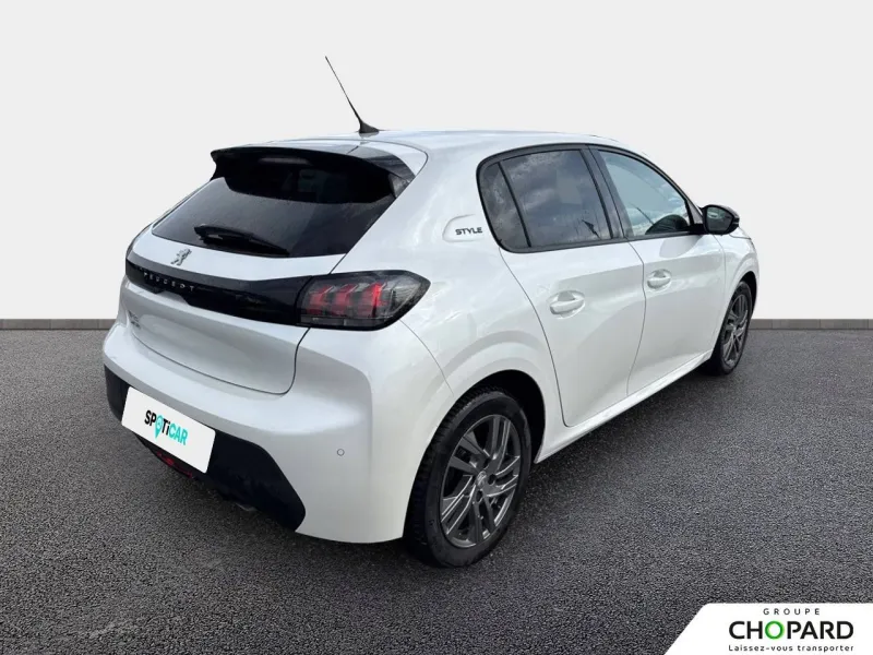 Image secondaire du véhicule 4