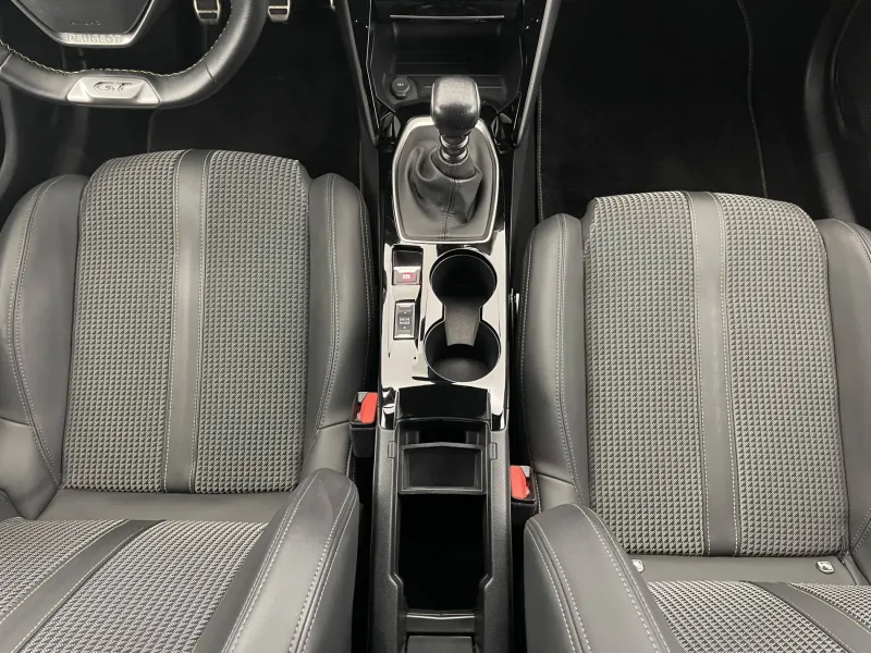 Image secondaire du véhicule 25