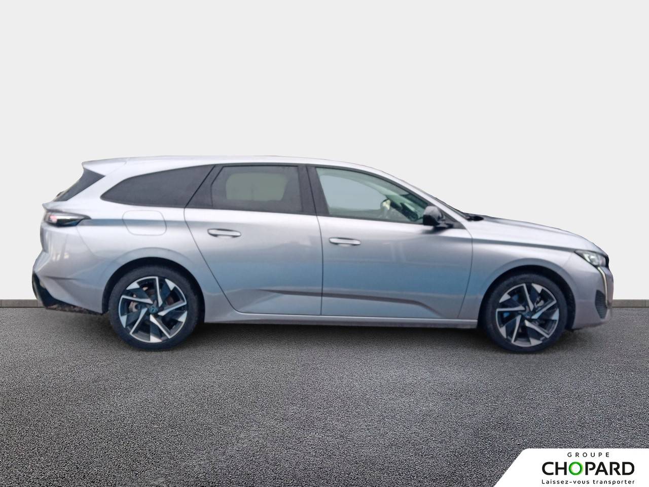 Image secondaire du véhicule 10