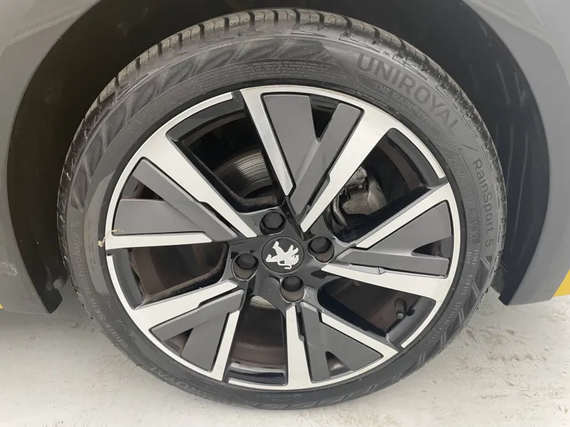 Image secondaire du véhicule 19