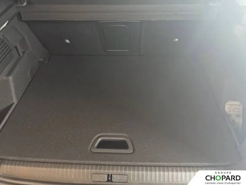 Image secondaire du véhicule 9