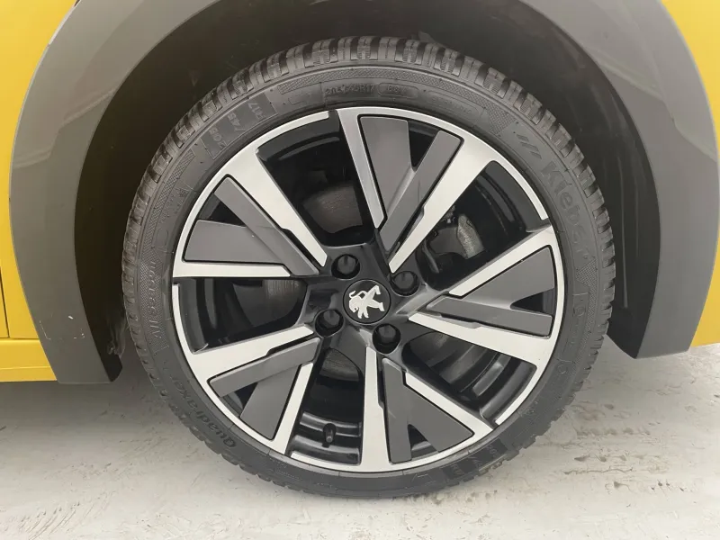 Image secondaire du véhicule 19