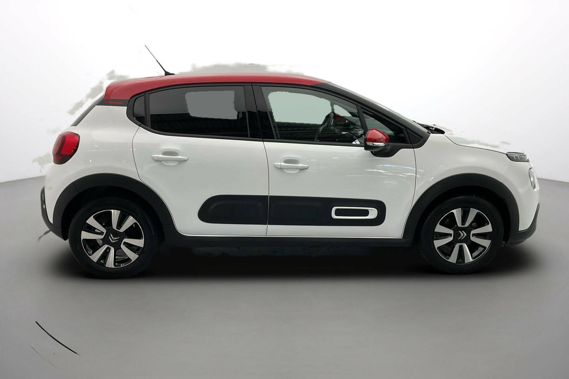 Image secondaire du véhicule 8