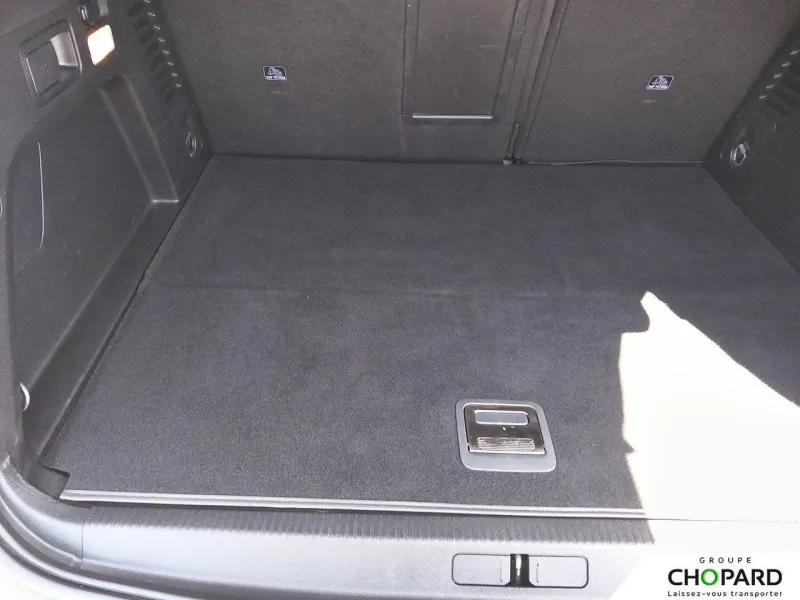 Image secondaire du véhicule 9