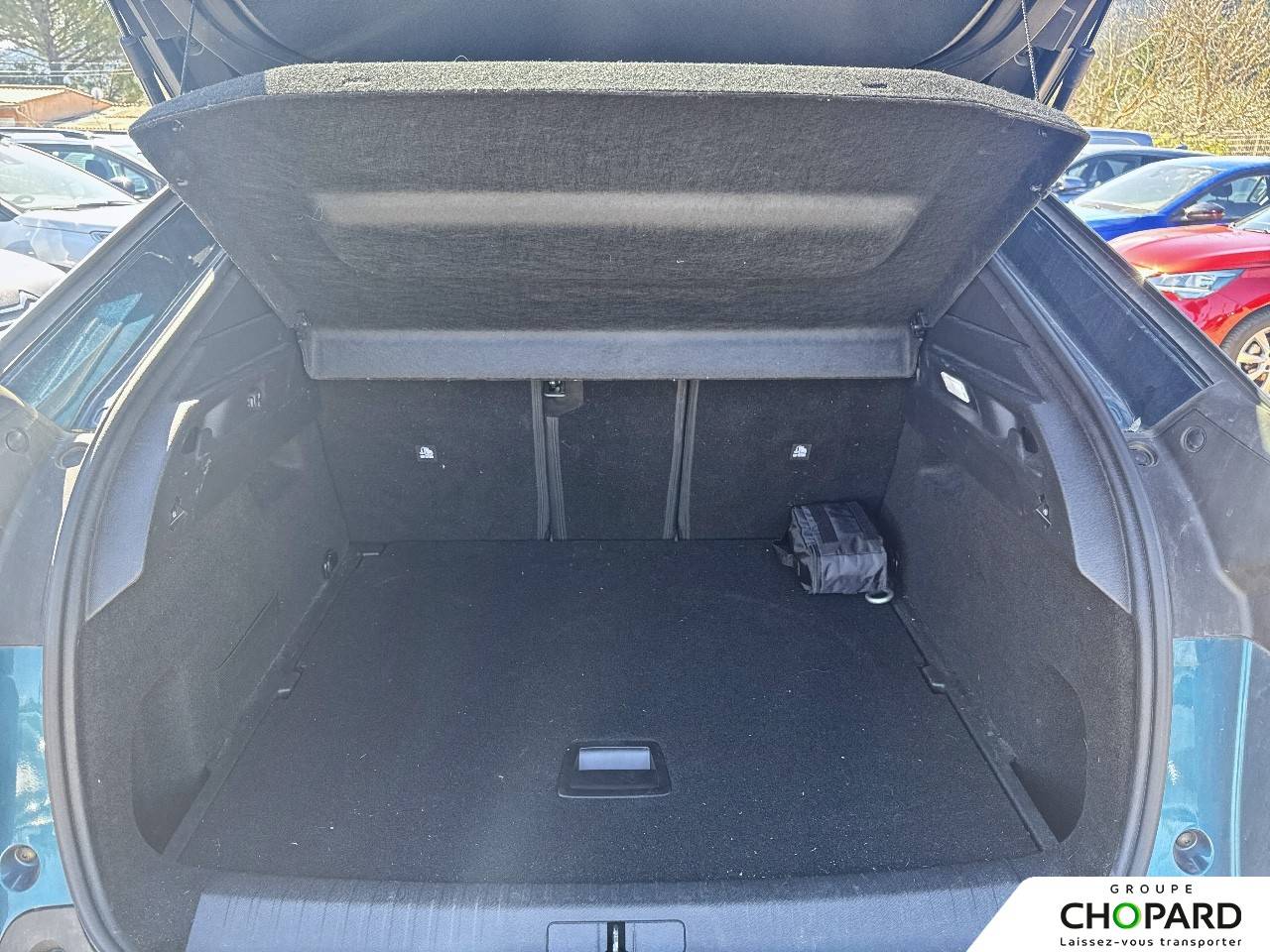 Image secondaire du véhicule 9