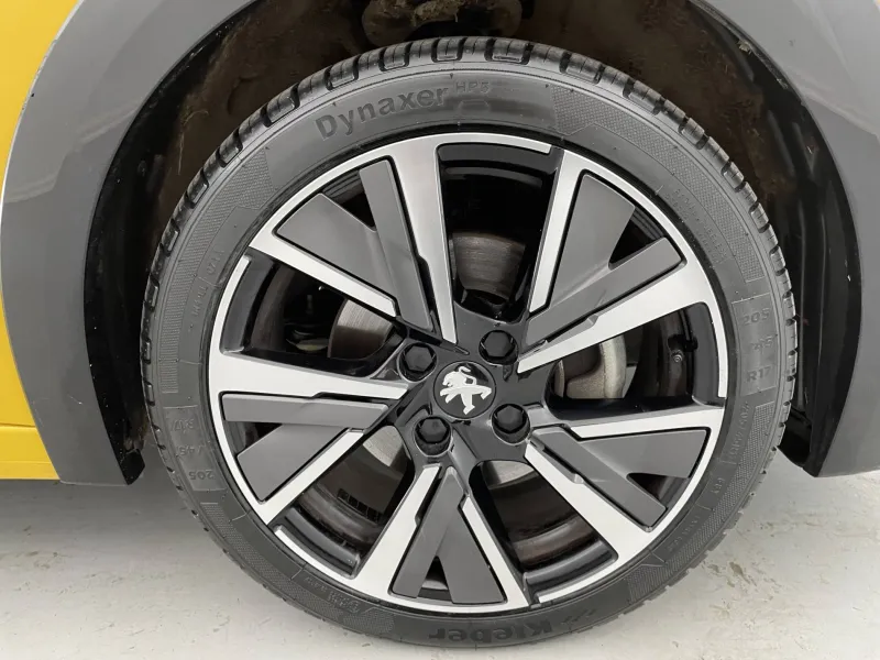 Image secondaire du véhicule 19