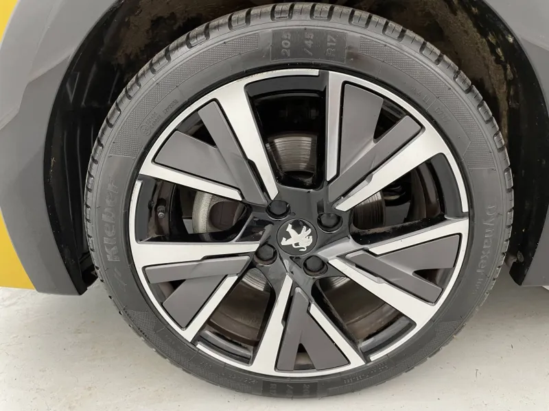 Image secondaire du véhicule 20