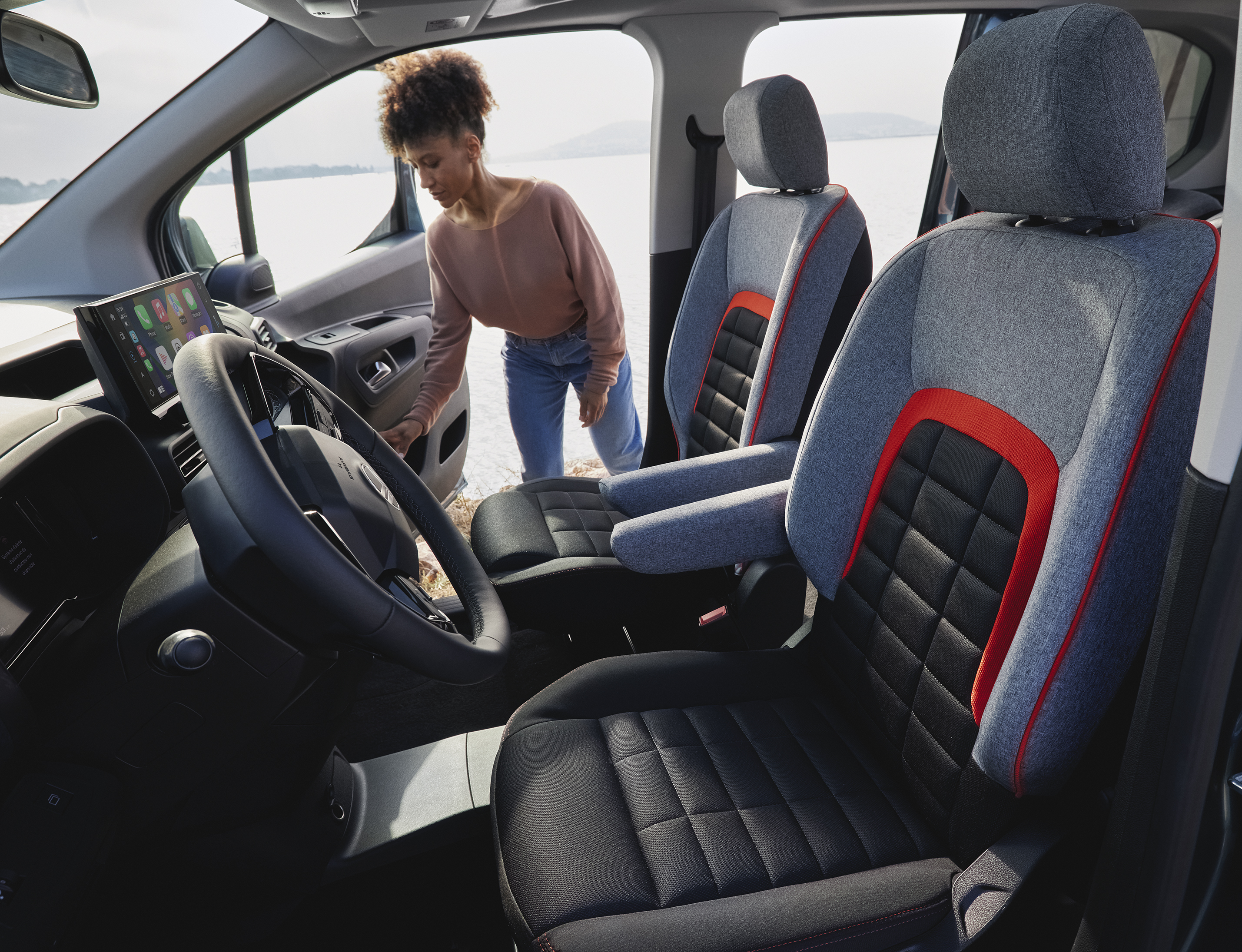 Citroën Berlingo 2024 : sièges avant