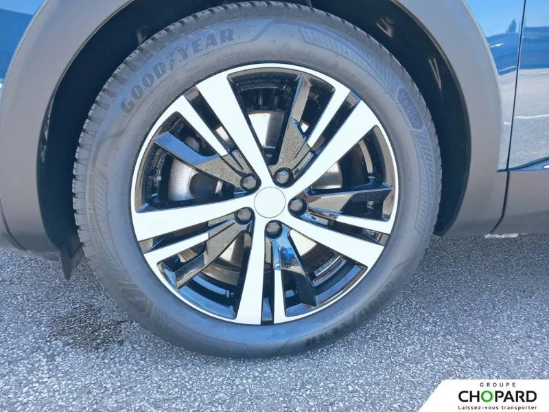 Image secondaire du véhicule 22