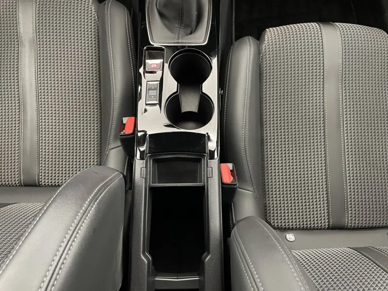 Image secondaire du véhicule 27