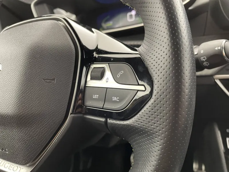 Image secondaire du véhicule 30