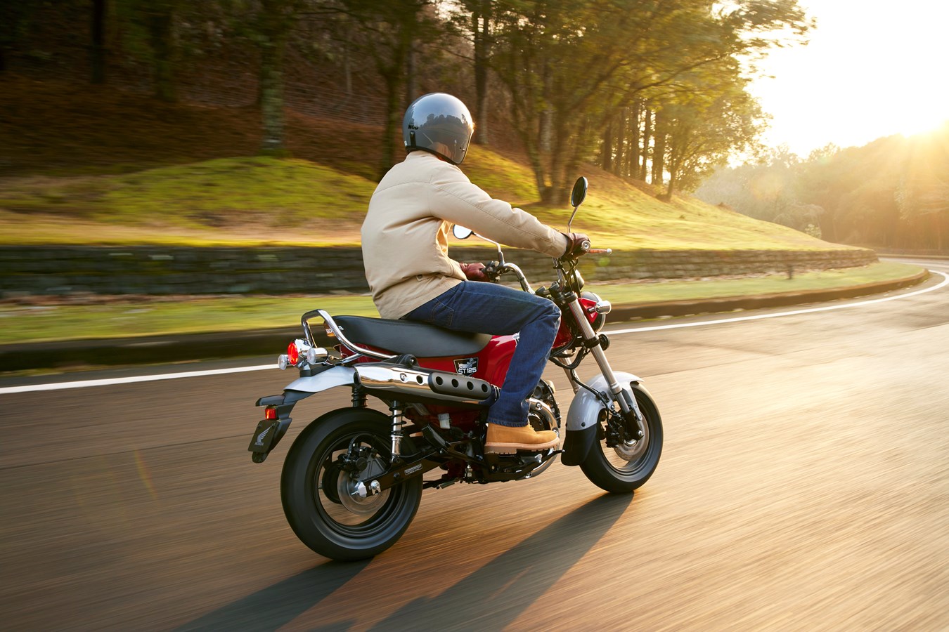 HONDA DAX 125 arrière