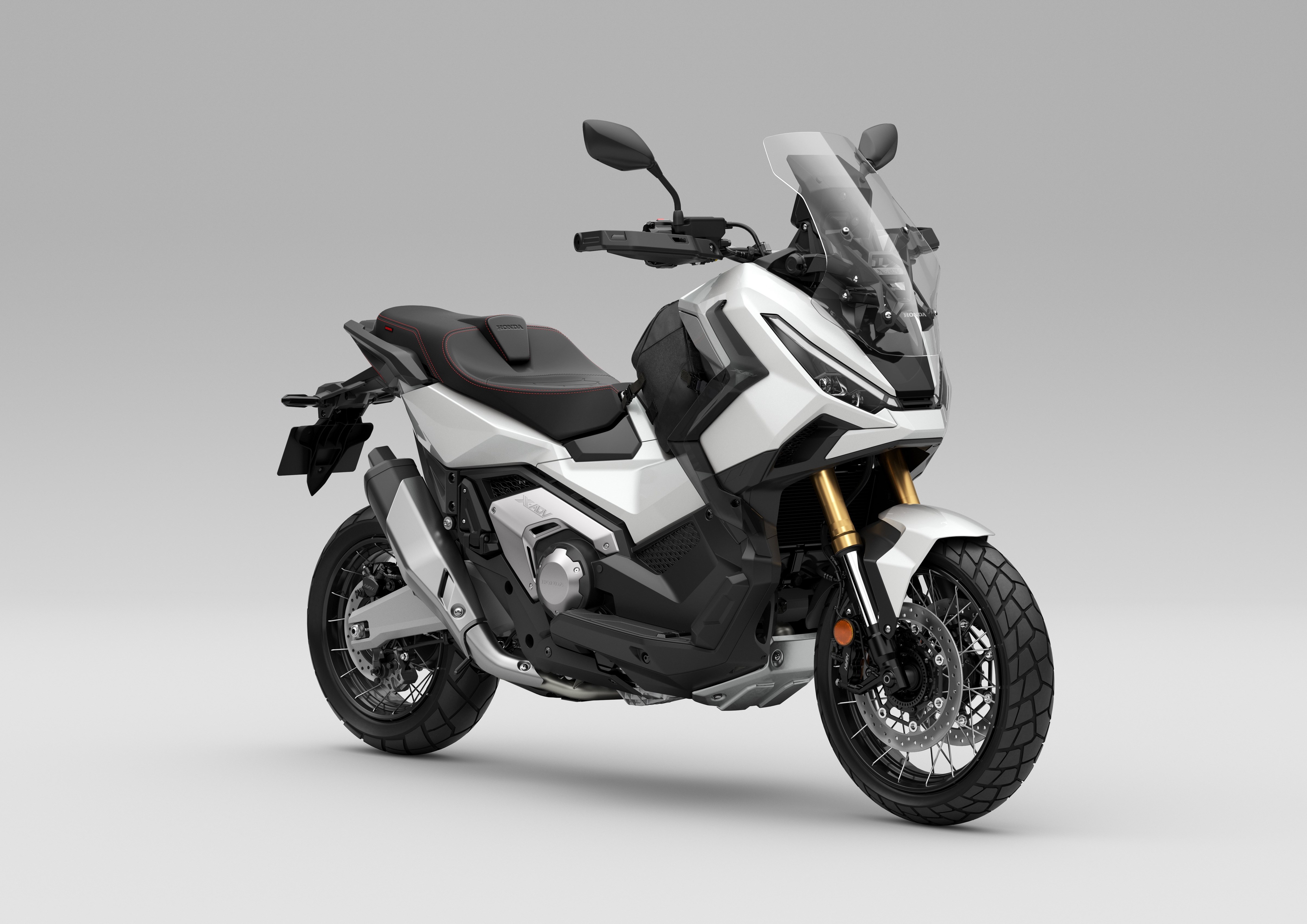 Honda X-ADV 2025 : blanc
