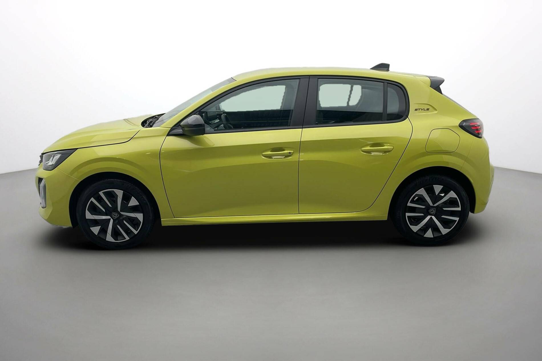 Image secondaire du véhicule 4