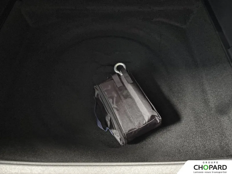 Image secondaire du véhicule 22