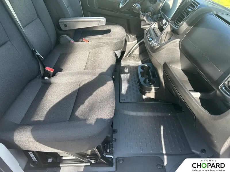 Image secondaire du véhicule 14