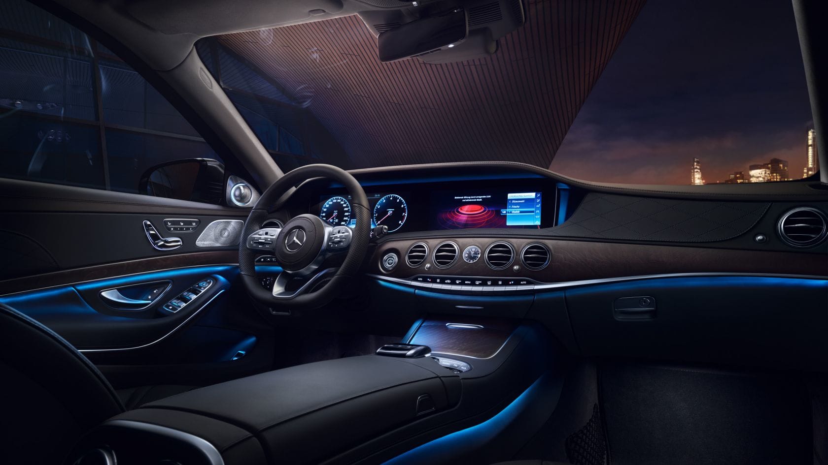 Mercedes Classe S intérieur nuit