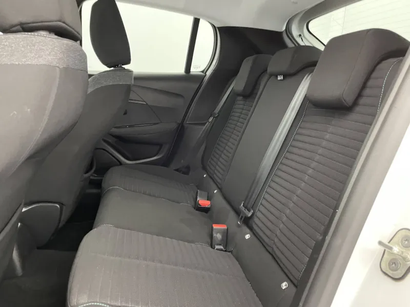 Image secondaire du véhicule 16