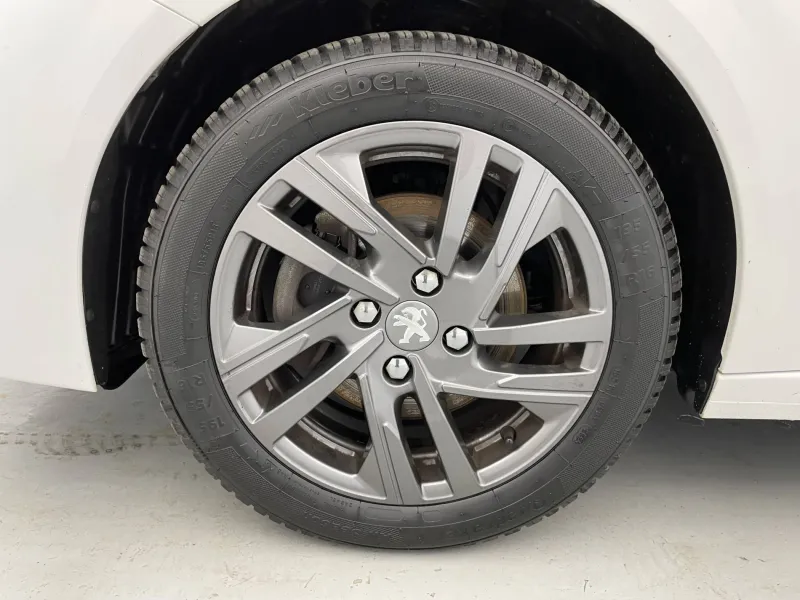 Image secondaire du véhicule 18