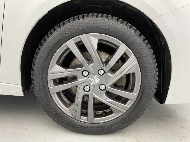 Image secondaire du véhicule 19