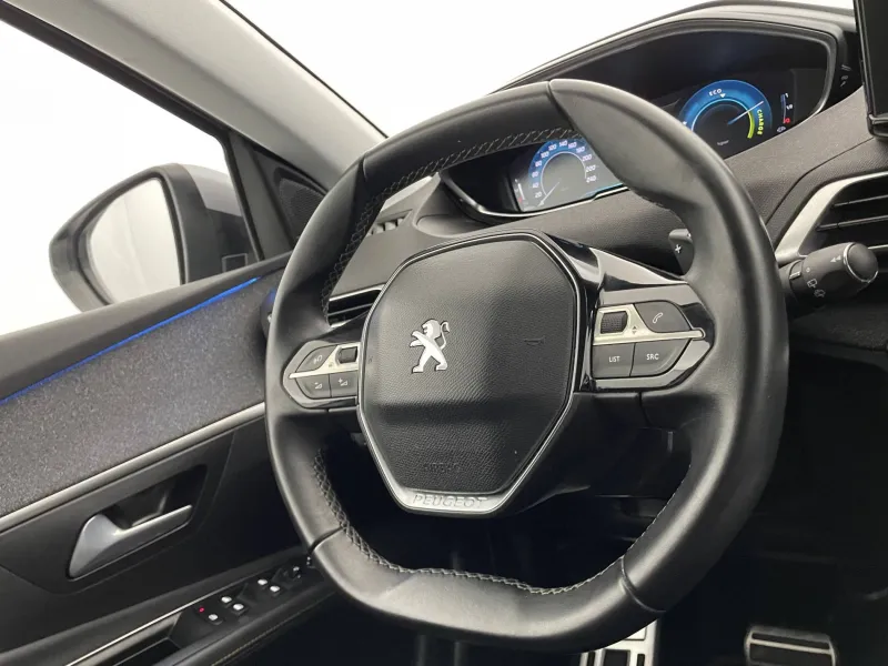 Image secondaire du véhicule 30