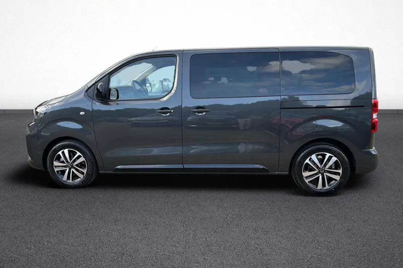 Image secondaire du véhicule 4