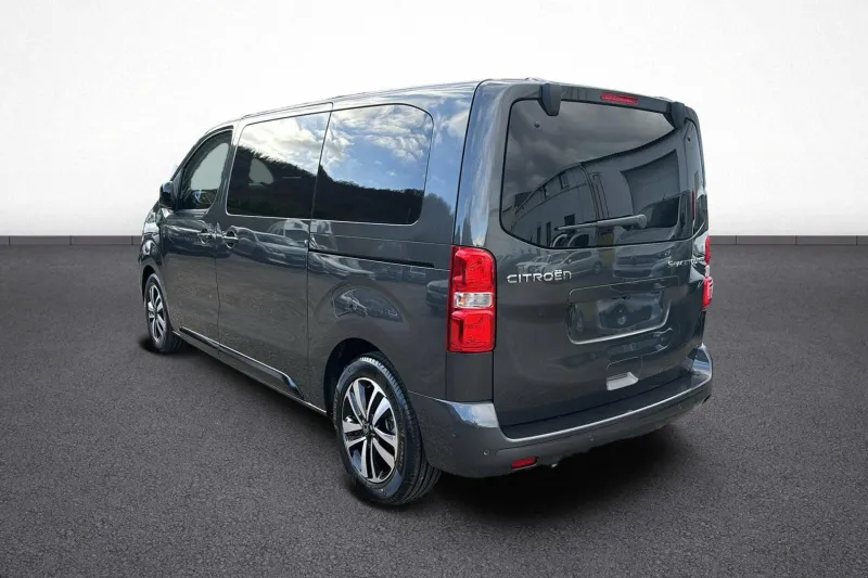 Image secondaire du véhicule 5