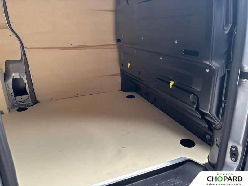 Image secondaire du véhicule 23