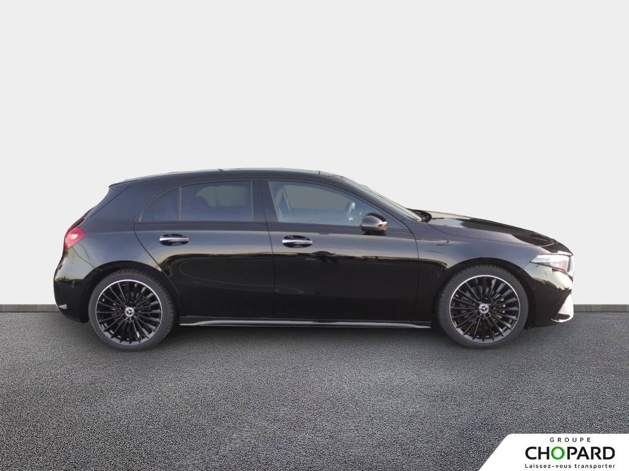 Image secondaire du véhicule 10