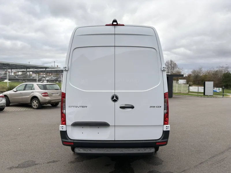 Image secondaire du véhicule 5