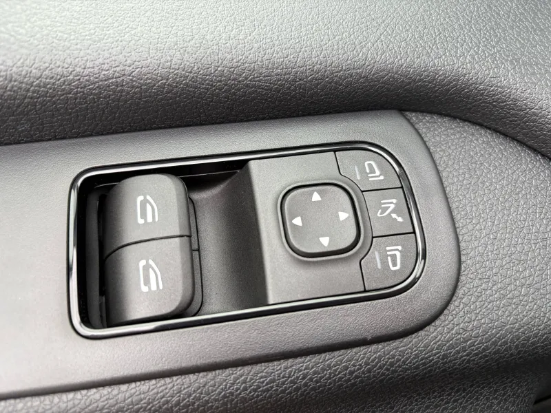 Image secondaire du véhicule 10