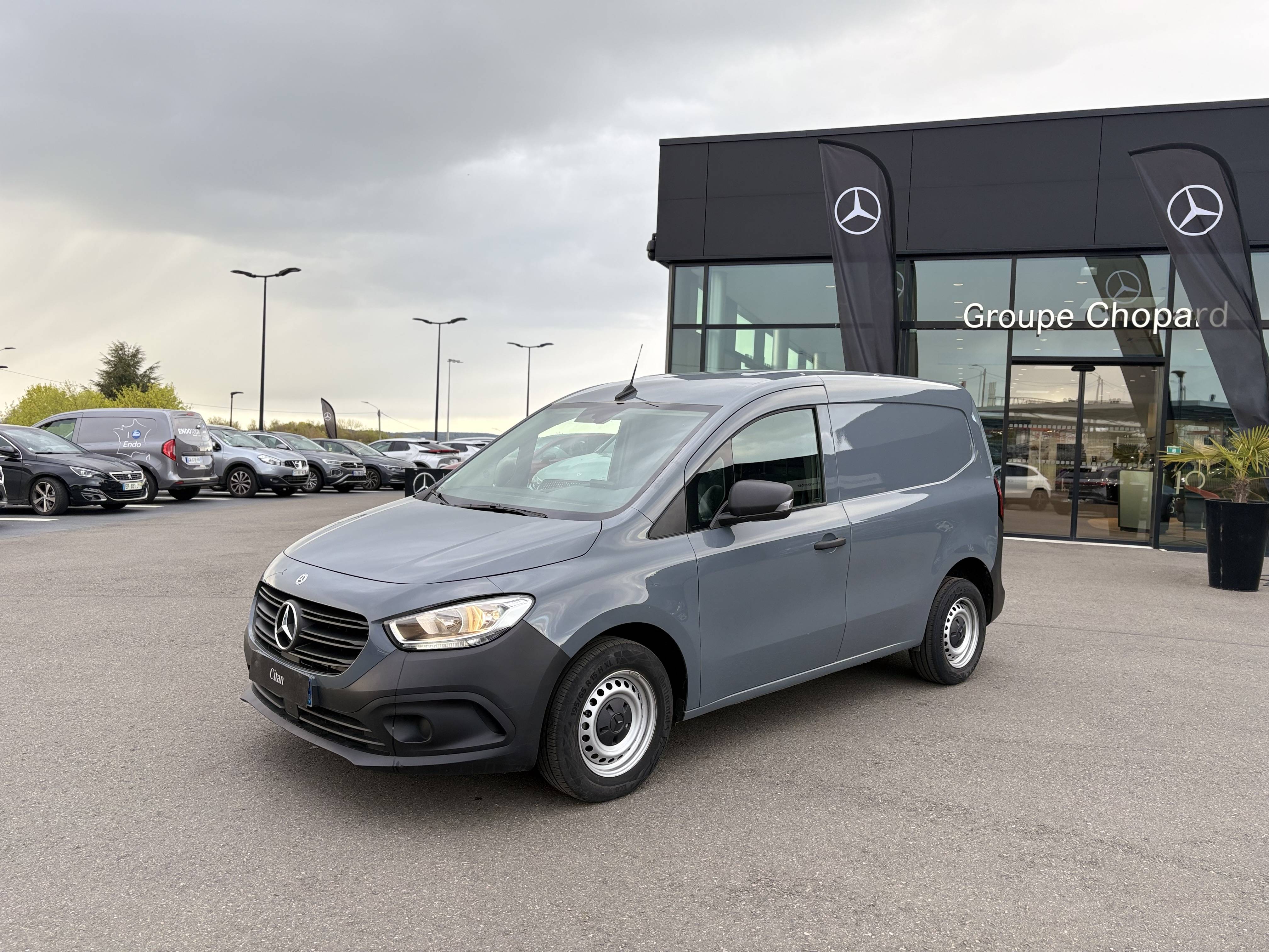 Mercedes-Benz-CITAN FOURGON-d'occasion chez Mercedes-Benz Nevers