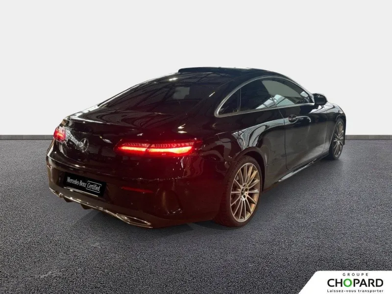 Image secondaire du véhicule 4