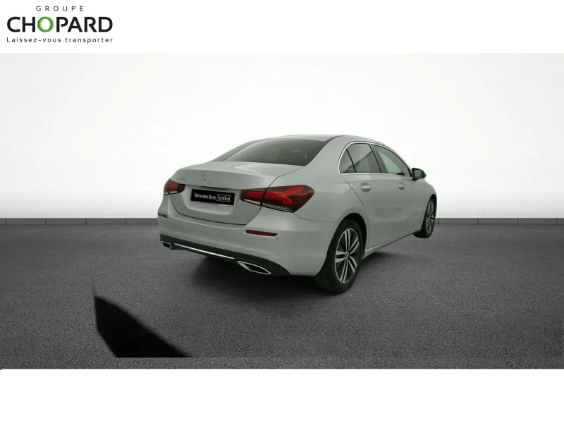 Image secondaire du véhicule 9