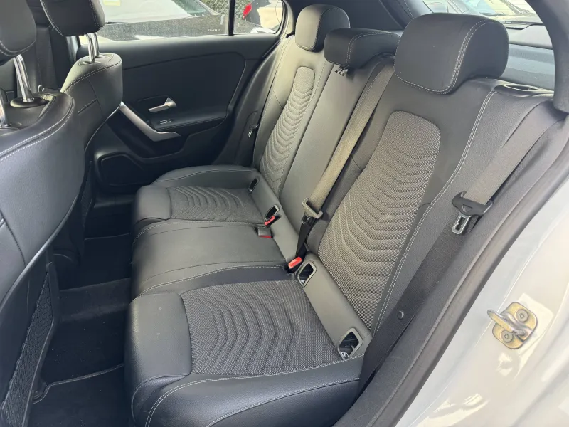 Image secondaire du véhicule 7