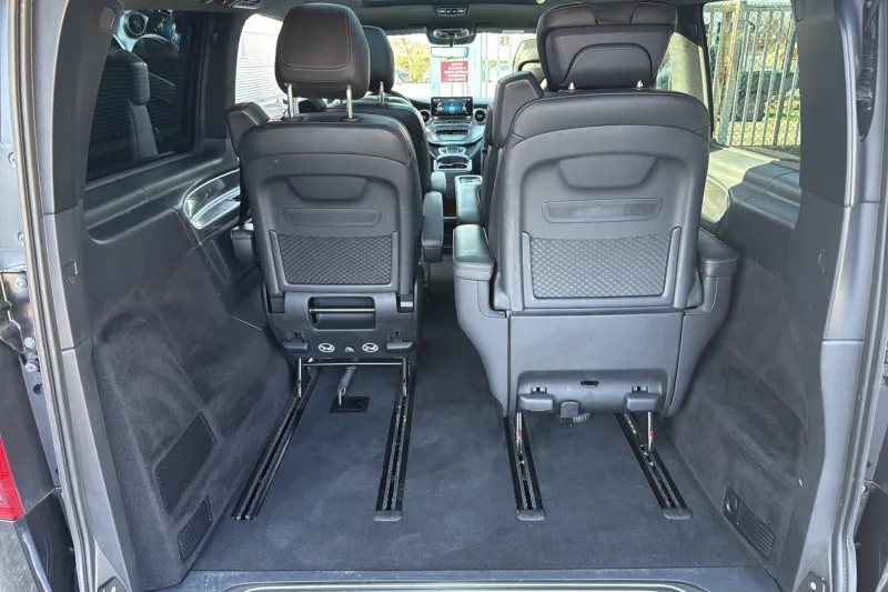 Image secondaire du véhicule 10