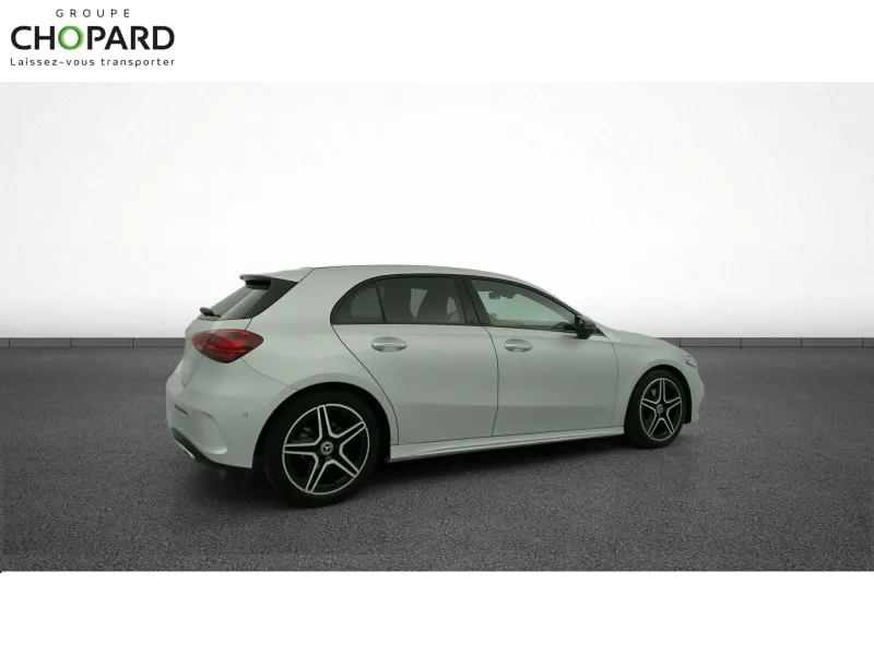 Image secondaire du véhicule 10