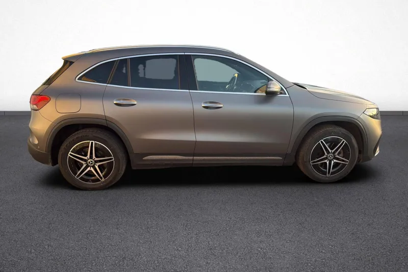 Image secondaire du véhicule 8