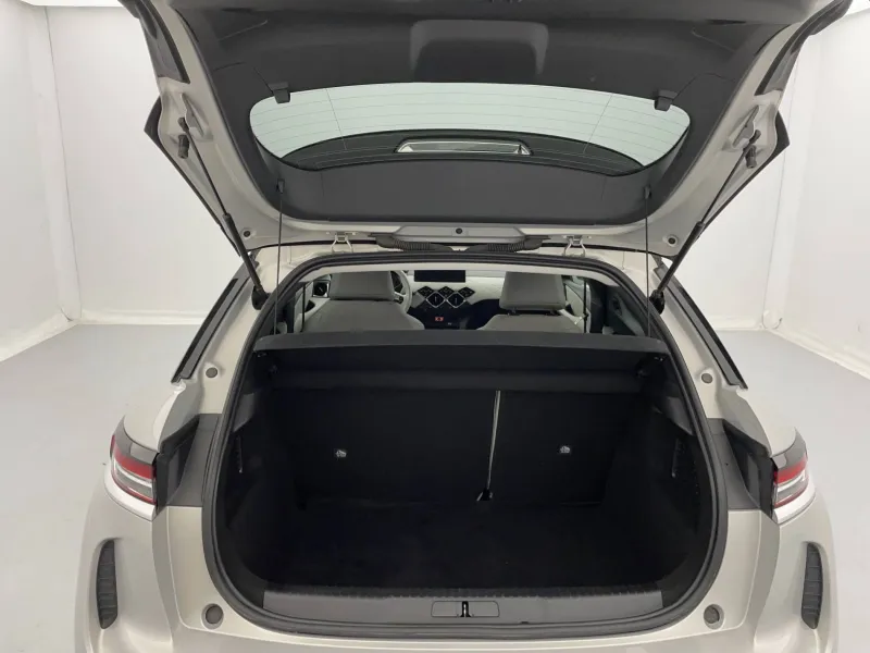 Image secondaire du véhicule 14