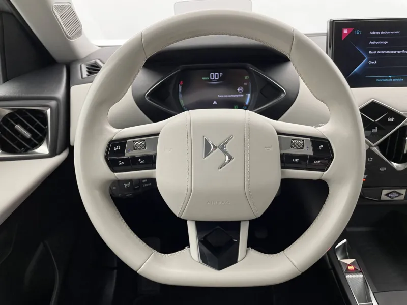 Image secondaire du véhicule 23