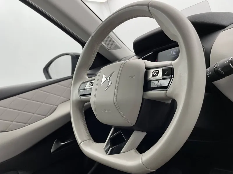 Image secondaire du véhicule 25