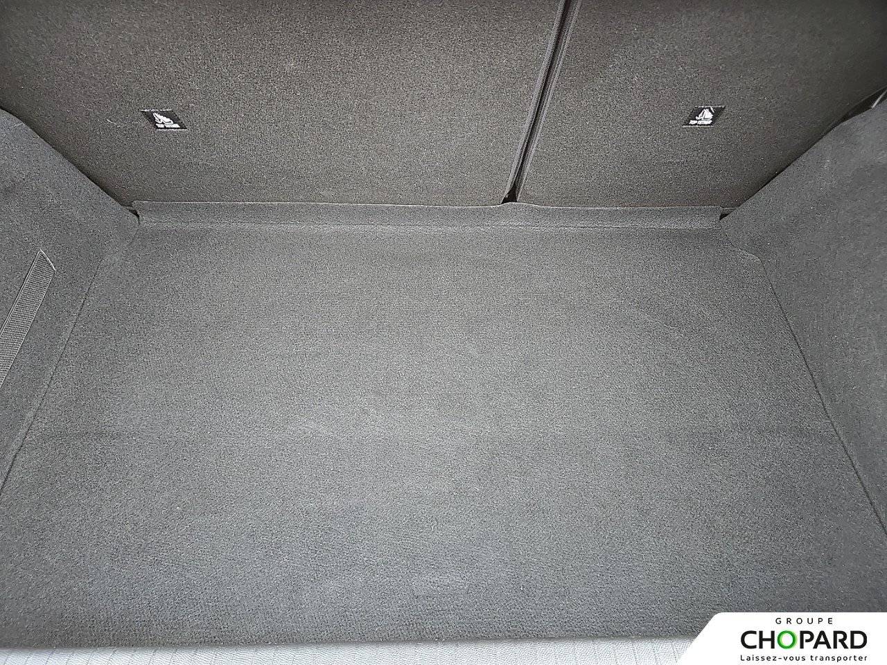 Image secondaire du véhicule 9