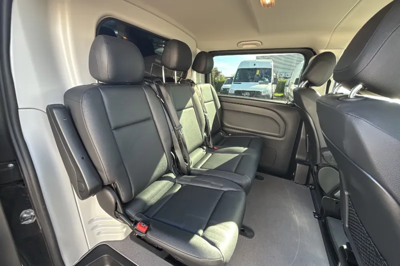 Image secondaire du véhicule 11