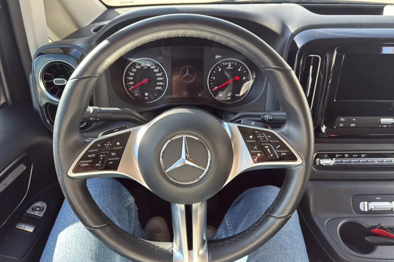 Image secondaire du véhicule 15