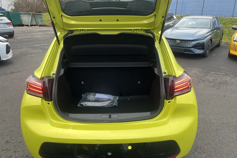 Image secondaire du véhicule 10