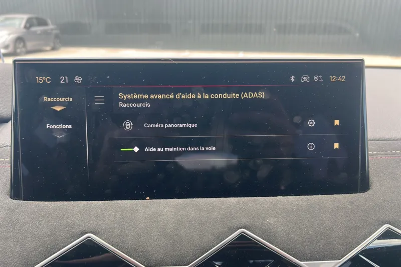 DS Automobiles-DS 3-d'occasion chez DS Store Montélimar