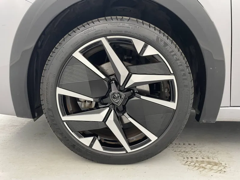 Image secondaire du véhicule 18